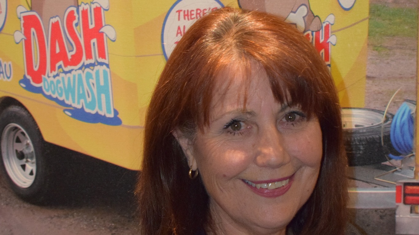 Dash DogWash team member